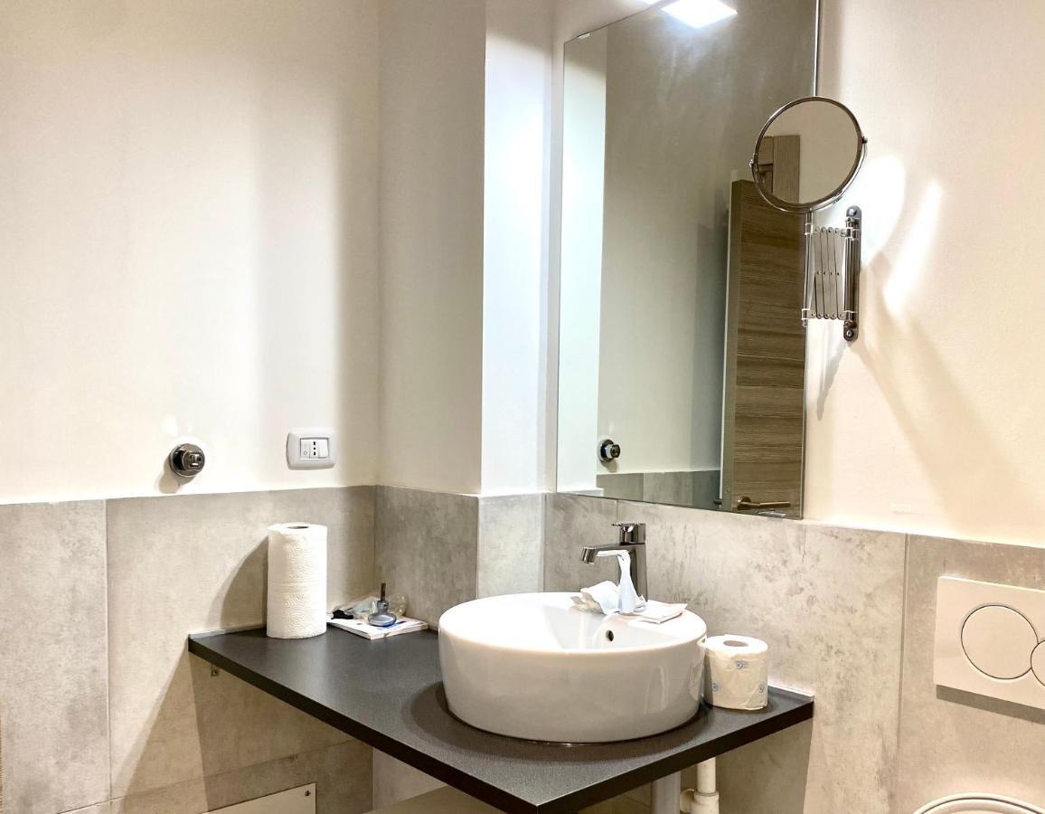Apartamento Crespi In Fiera Bolonia Exterior foto